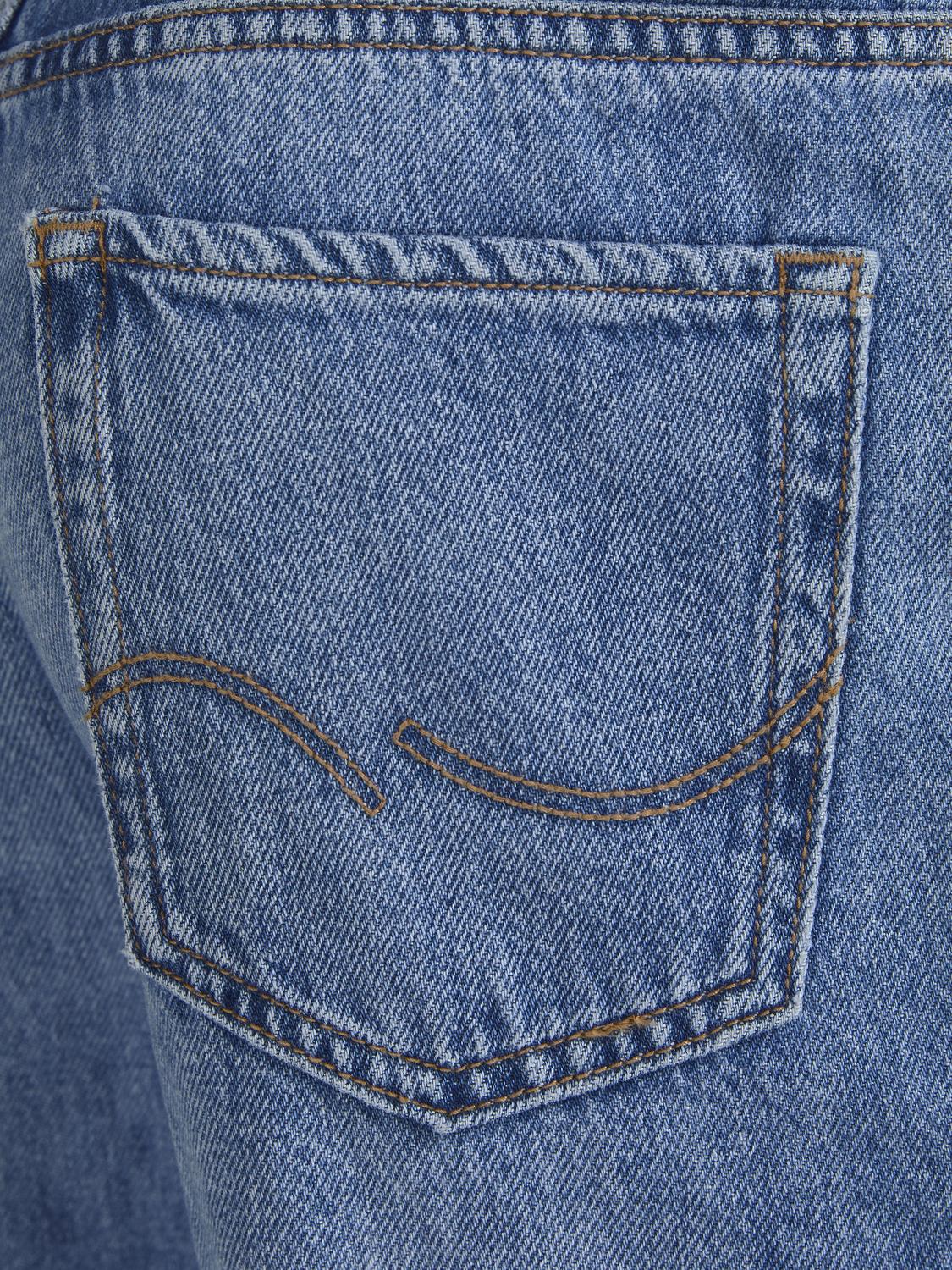 model_shot-detail